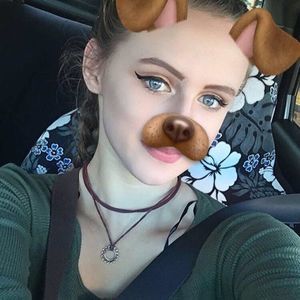 Meet your Posher, Paige