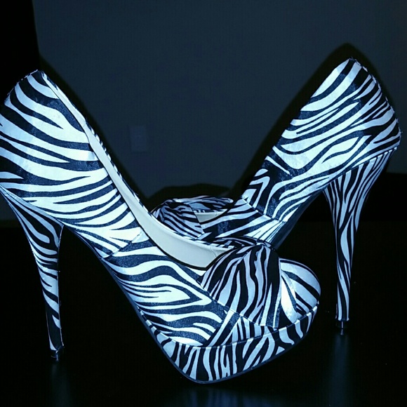 *Brand New* Zebra print high heels