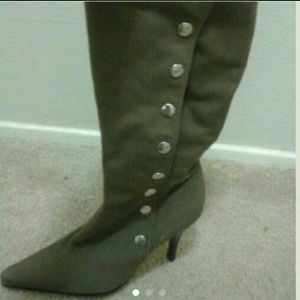 *NEW* Nine West boots