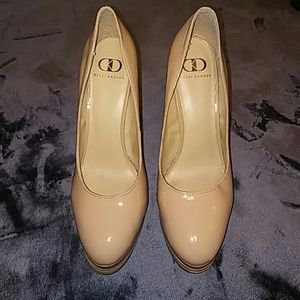 Kelsi dagger nude heels