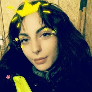 Meet your Posher, Nikki