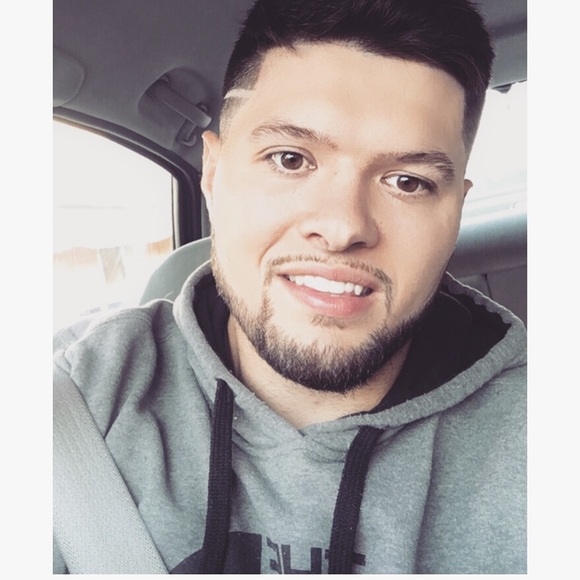 Meet your Posher, Bobby - Picture 1 of 1