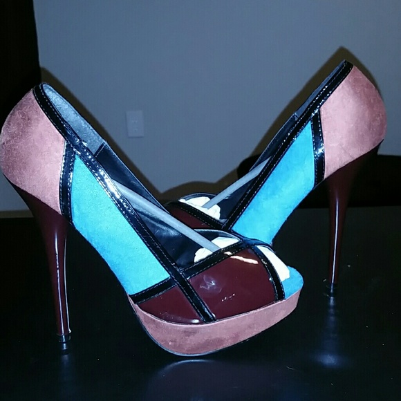 *Brand New* High Heels