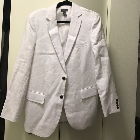 white mens blazer