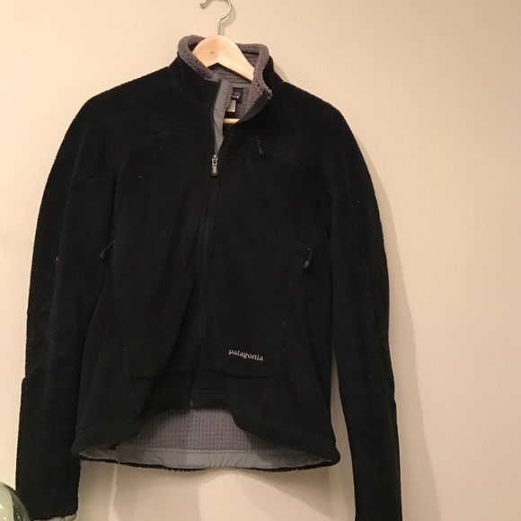 Women's Patagonia black fleece jacket