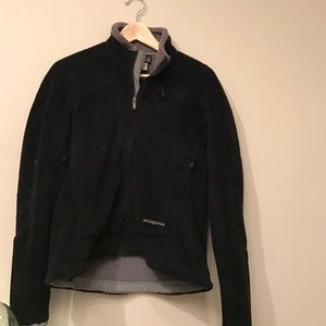 Women's Patagonia black fleece jacket