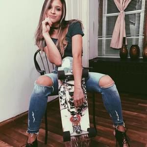 Meet your Posher, Flávia