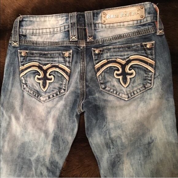 Cute Stone Washed Rock Revivals💞