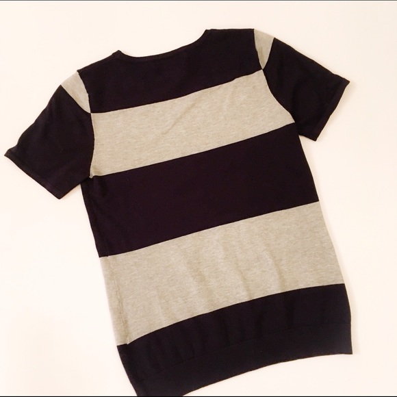 SOLD Navy and Grey Top - Picture 3 of 3