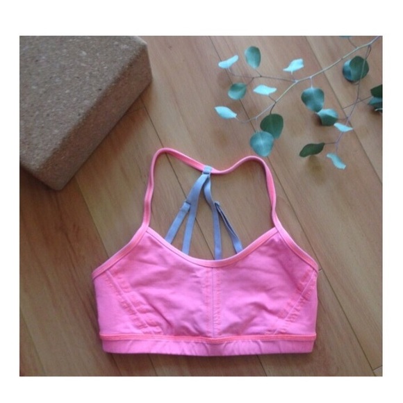 Lululemon Free To Be Bra Size 4, coral - Picture 2 of 4