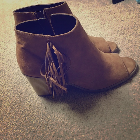 Open-toe booties - Picture 1 of 3