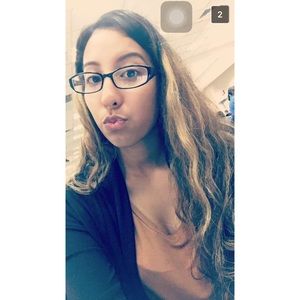 Meet your Posher, Angeles