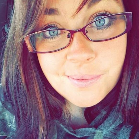 Meet your Posher, Ashley - Picture 1 of 1