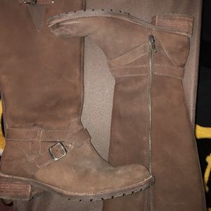 L. L. Bean brown riding boots