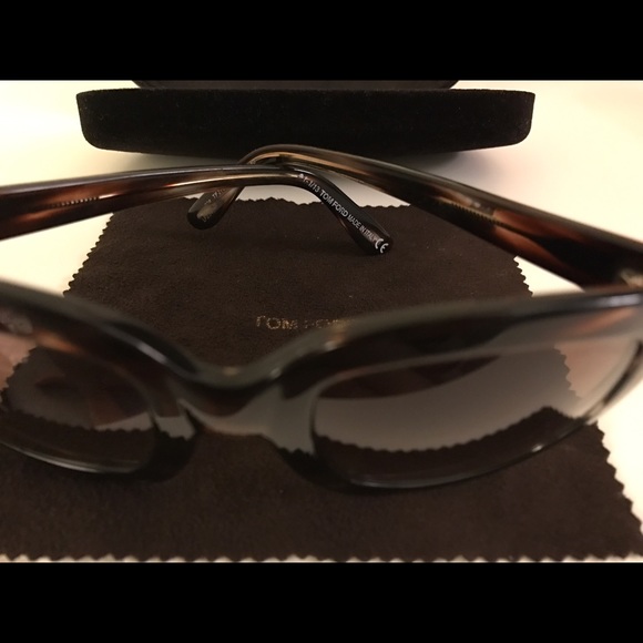 Tom Ford Womens TF 279 Christophe 49F Sunglasses