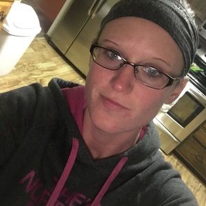 Meet your Posher, Angie