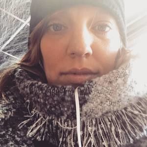 Meet your Posher, Crystal