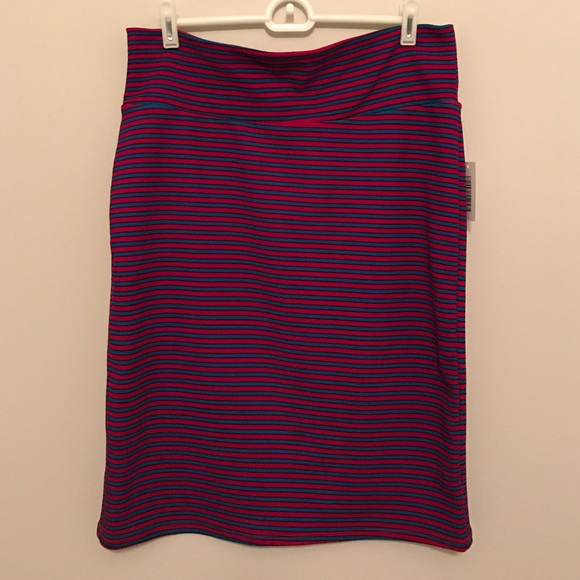 LuLaRoe Cassie NWT size Large