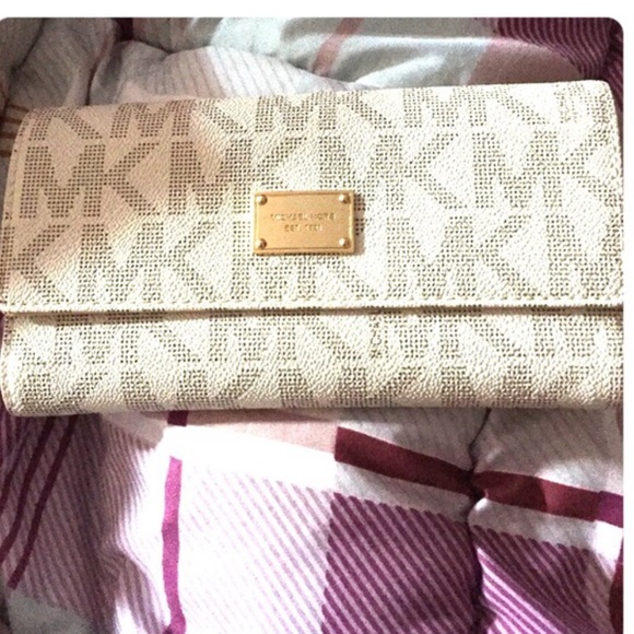mk wallet