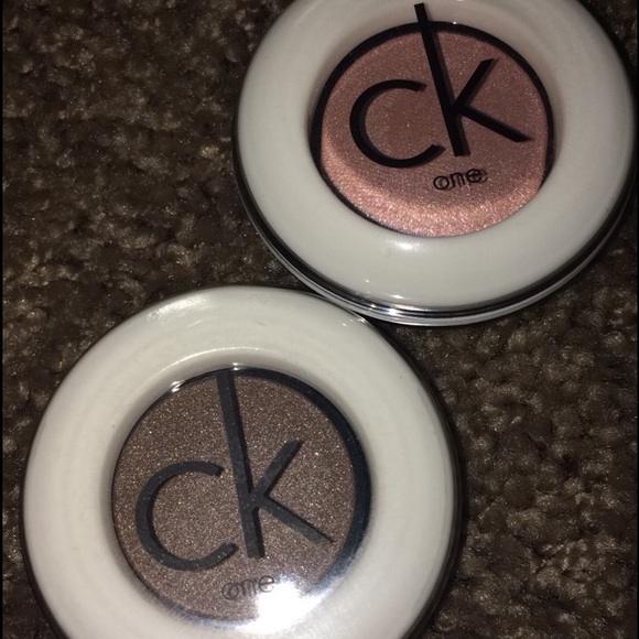 Calvin Klein One Color Eyeshadow!!