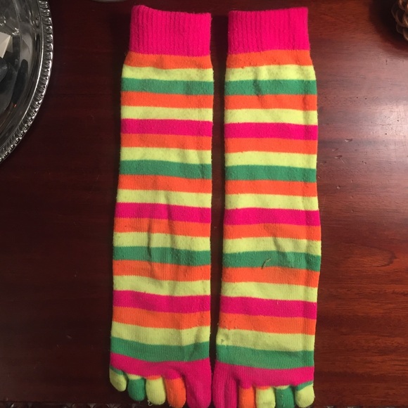 Toe socks