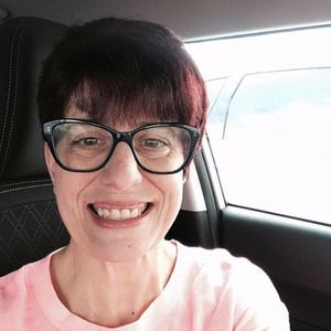 Meet your Posher, Lea