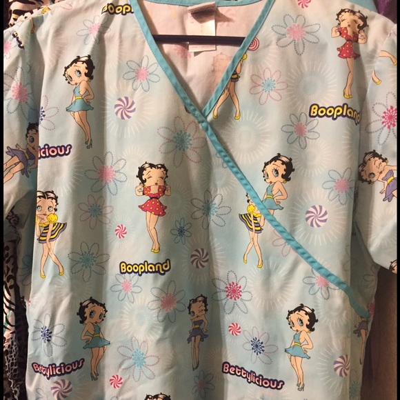 ❤️Betty Boop Scrub top