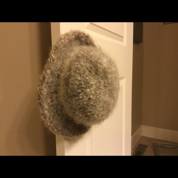 Rabbit hair hat - Picture 4 of 4