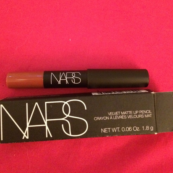 NARS mini velvet matte lip pencil DOLCE VITA
