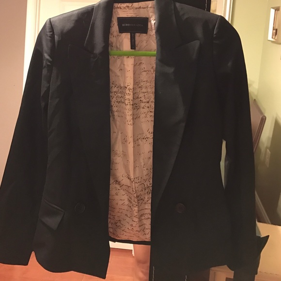 BCBG BLAZER
