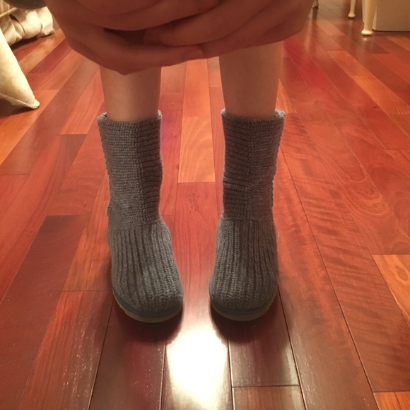 UGG Shoes - UGG AUSTRALIA KNITTED BOOT