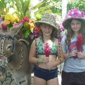 Meet your Posher, Magi