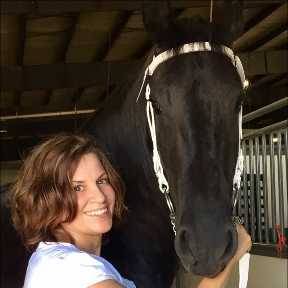 Meet your Posher, Patricia - Picture 1 of 1