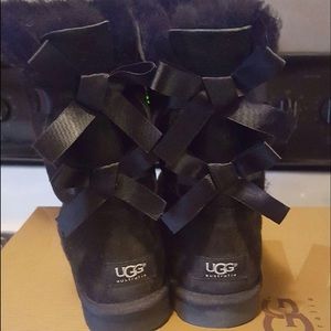 Gray UGGs with bow detail
