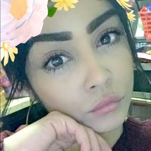 Meet your Posher, Lilian