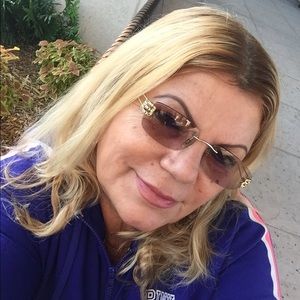 Meet your Posher, Barbara