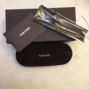 Tom ford glass case