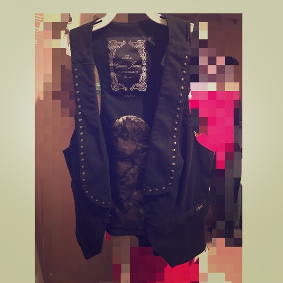 vest