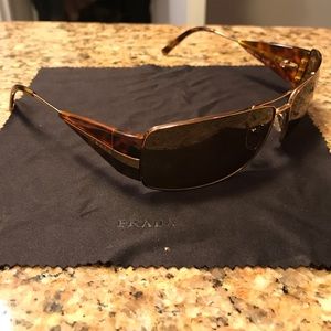 Prada sunglasses Made in Italy