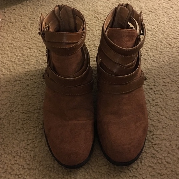 Brown booties - Picture 2 of 4
