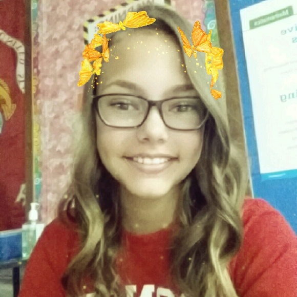 Meet your Posher, Caytlynn