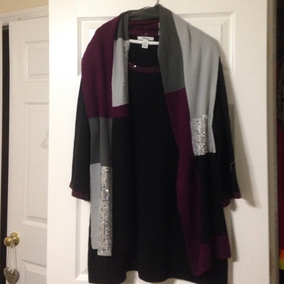 Oversized sweater with scarf