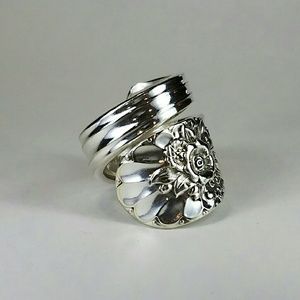 Gorgeous silver plated spoon ring