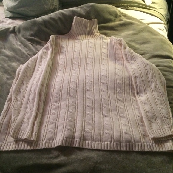 Vintage cable knit sweater