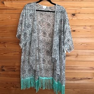 LuLaRoe Monroe Kimono