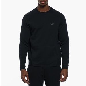 Nike tech fleece crewneck