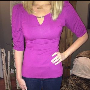 White House | Black Market fuschia blouse • med ✨