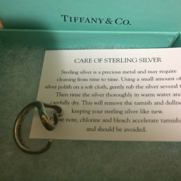 Tiffany & Co Elsa Peretti open heart ring w/box