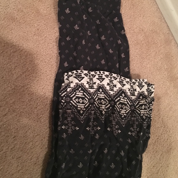 Hollister Flowy pants