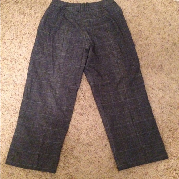 Capris - Picture 2 of 2